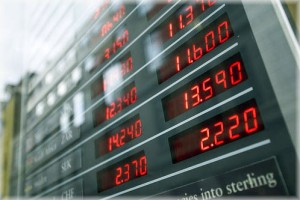 faktory-vliyayushchiye-na-valyutnyy-kurs Влияние на курс валют